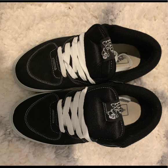 COPY - Vans Half Cab - Picture 4 of 5